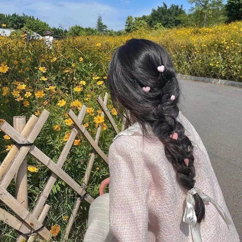 内心强大的美女白川